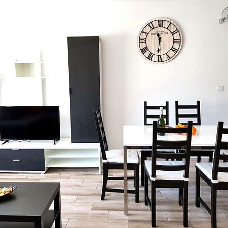 Luxury 2 Bedroom Apt 50 M From Beach Mogán Exterior foto